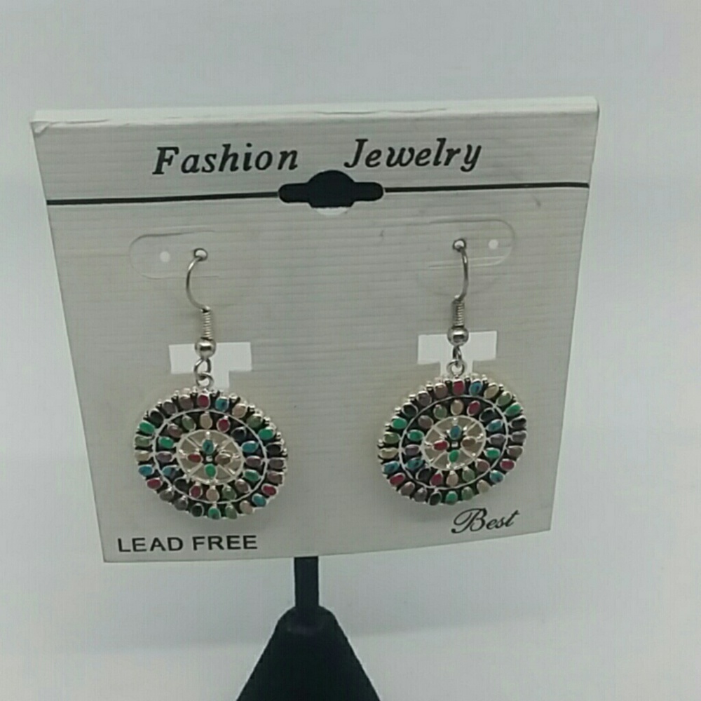 NWT "Best" Fashion Earrings